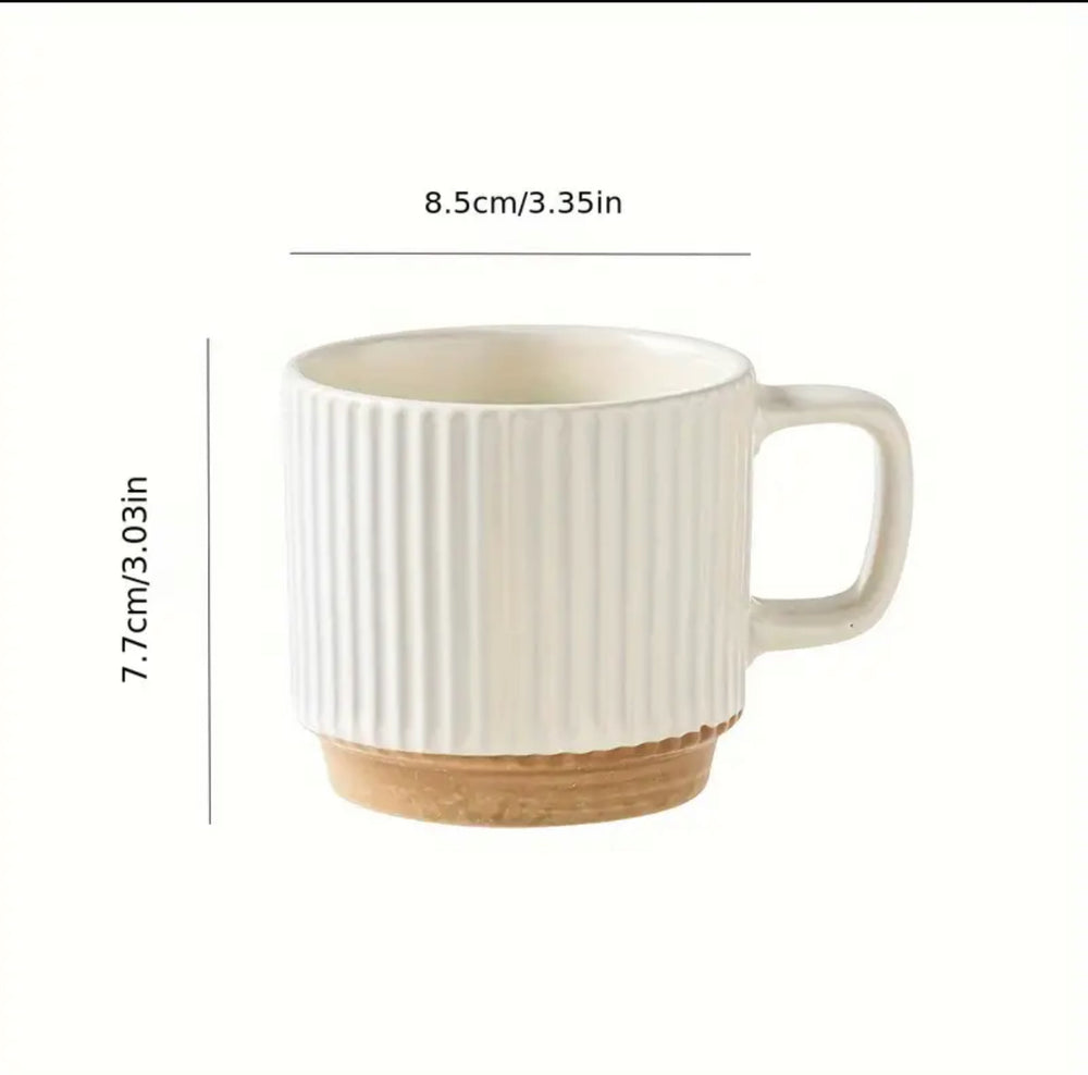 
                  
                    CaféChic - Tasse à Café Mug en Céramique
                  
                